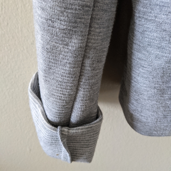 Grey zip-up blazer - Picture 2 of 4